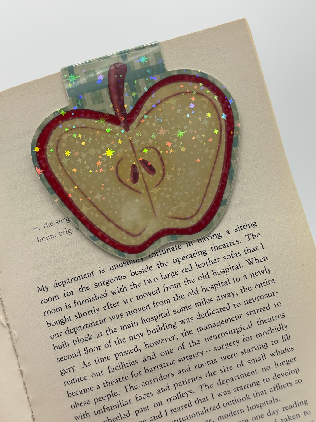 Apple Magnetic Bookmark | Linen or Holographic